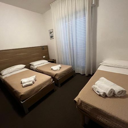 Hotel Trieste ริชโชเน ภายนอก รูปภาพ