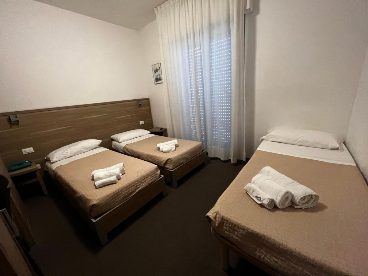 Hotel Trieste ริชโชเน ภายนอก รูปภาพ