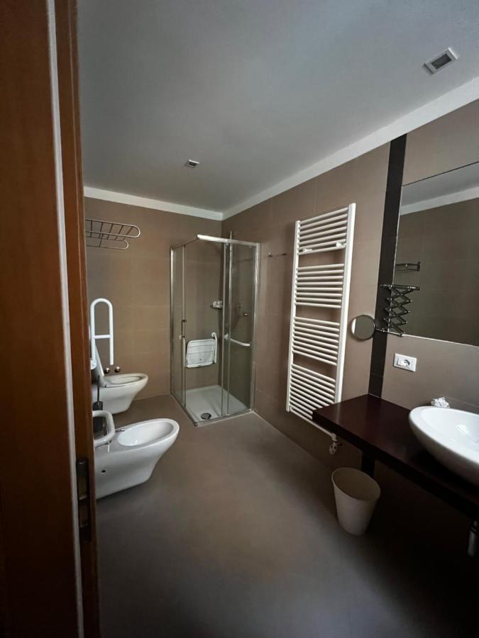 Hotel Trieste ริชโชเน ภายนอก รูปภาพ