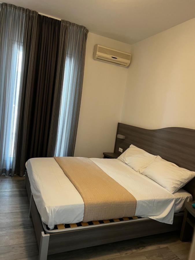 Hotel Trieste ริชโชเน ภายนอก รูปภาพ