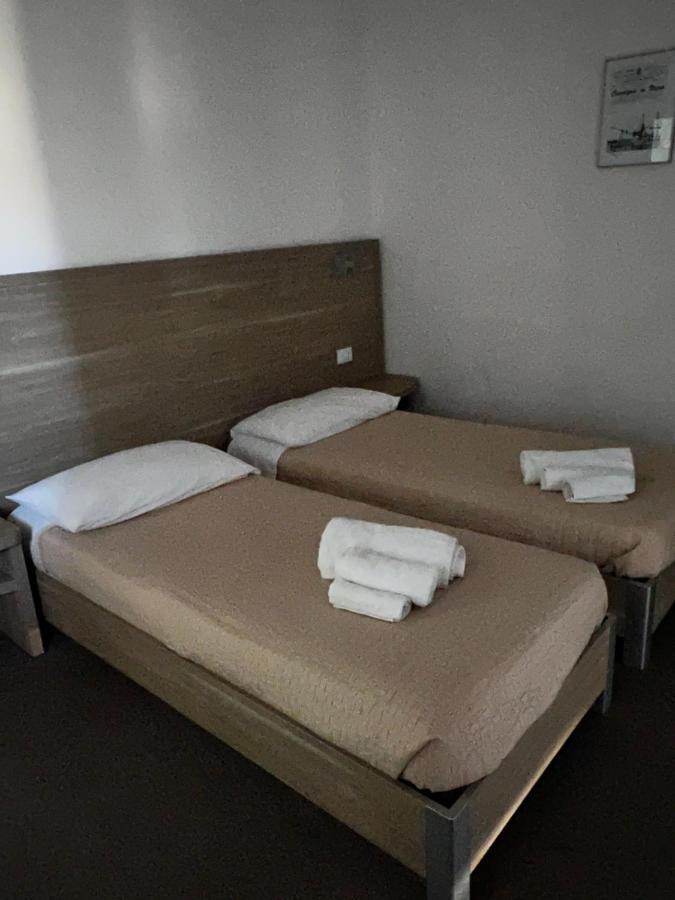 Hotel Trieste ริชโชเน ภายนอก รูปภาพ